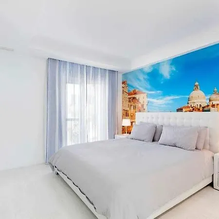Puerto Banus Penthouse K1 Apartment *